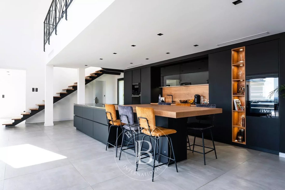 Villa in Penta-di-Casinca, Corsica, France 4 - 17558462