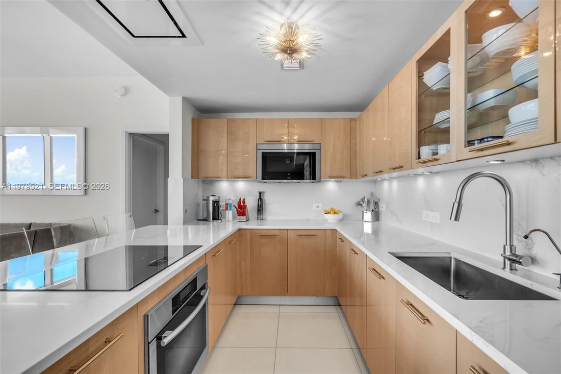 Condo in Miami Beach, Florida, United States 3 - 17568467