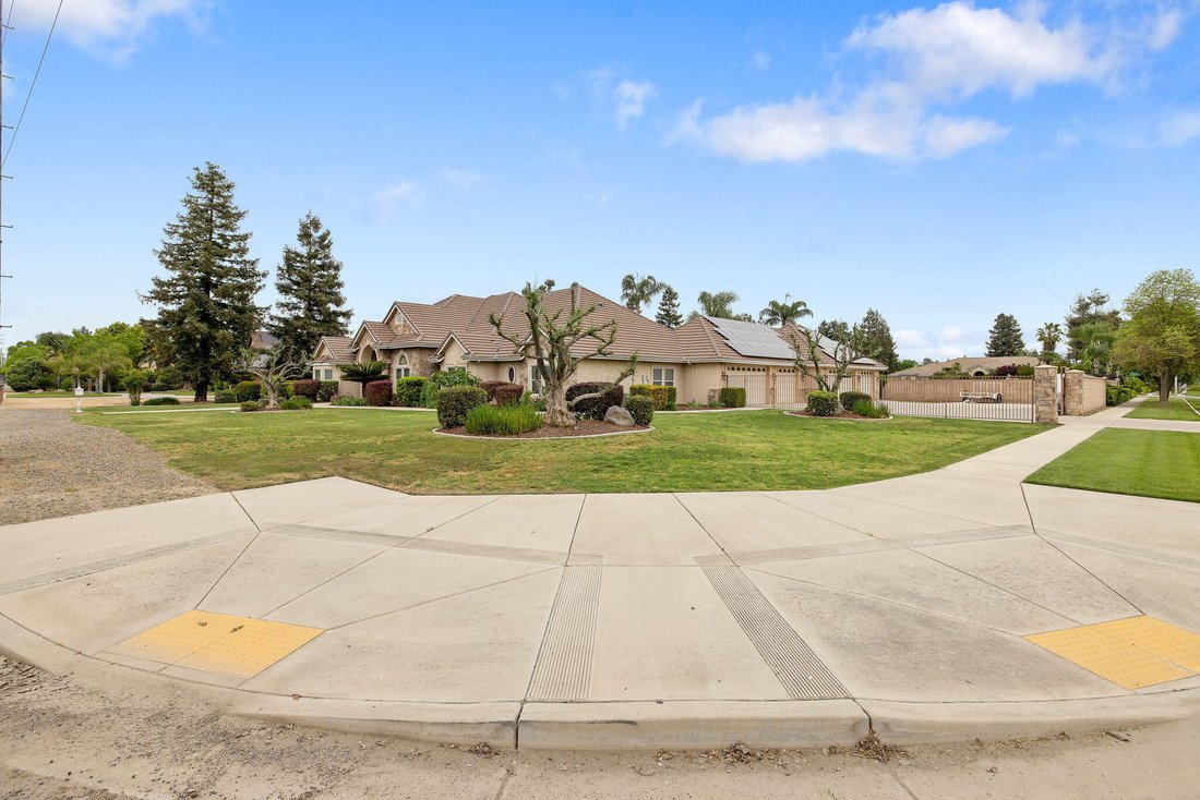 Maison à Visalia, Californie, États-Unis 4 - 17562068