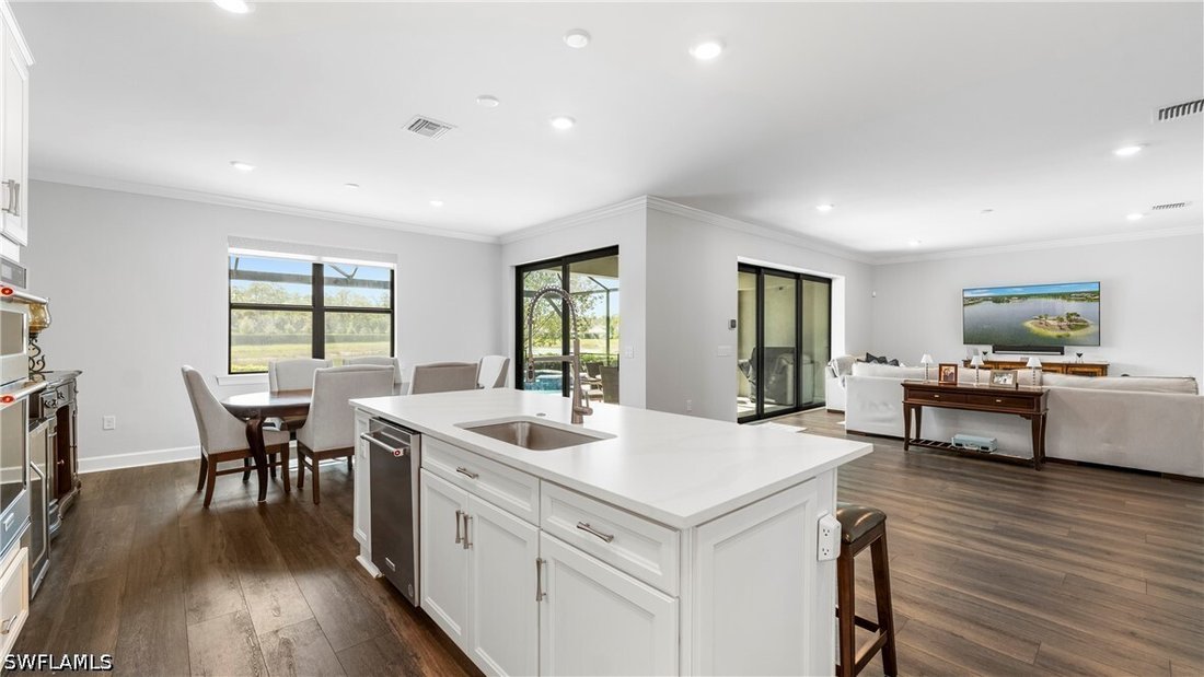House in Naples, Florida, United States 3 - 17557074