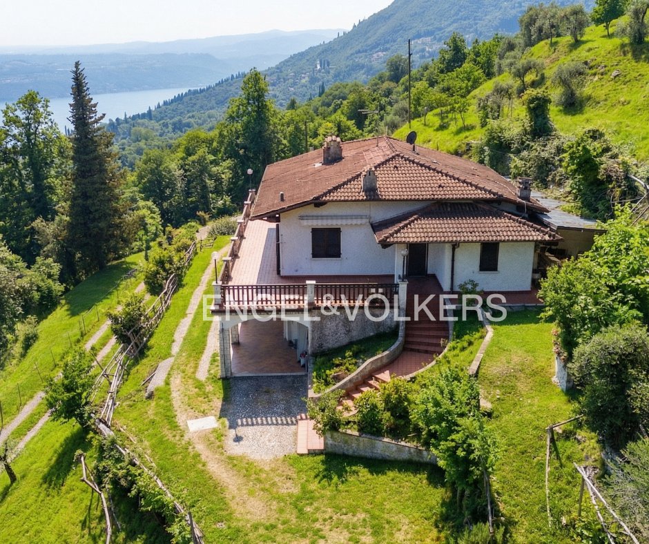 Villa in Gardone Riviera, Lombardy, Italy 5 - 17556767