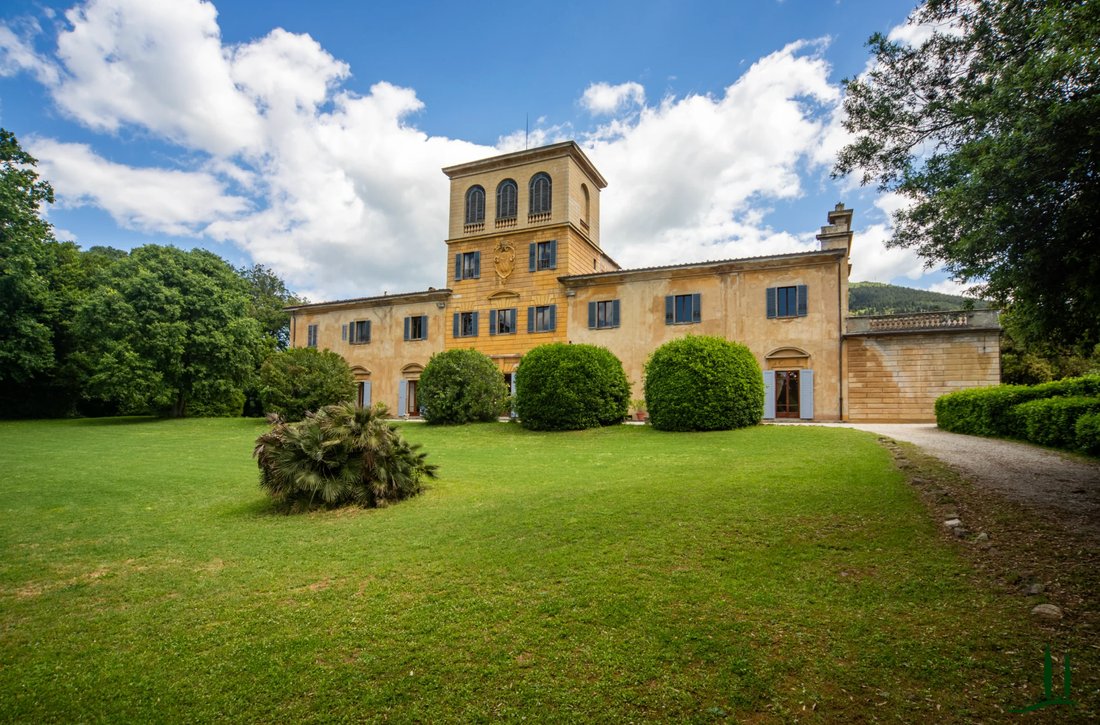 Villa in Colonnata-Camporella, Municipality of Sesto Fiorentino, Italy 1 - 17568612