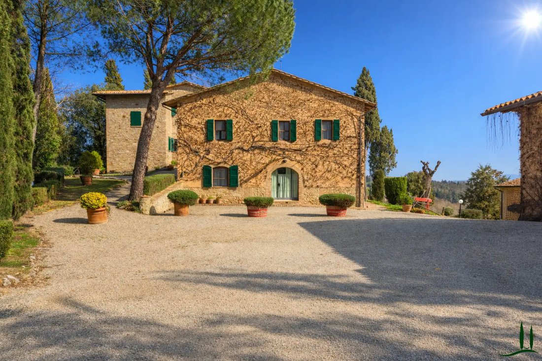 Farm Ranch in San Gimignano, Tuscany, Italy 1 - 17562396