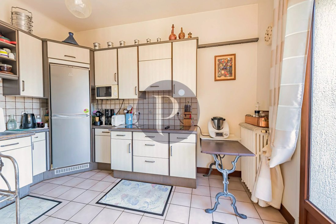 Maison à Centre, L'Haÿ-les-Roses, France 1 - 17562659