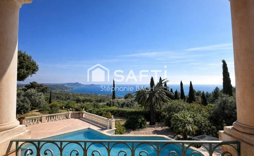 Maison à Ceyreste, Provence-Alpes-Côte d'Azur, France 1