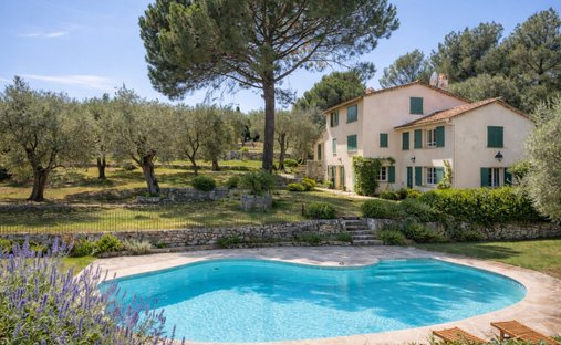 House in Grasse, Provence-Alpes-Côte d'Azur, France 1