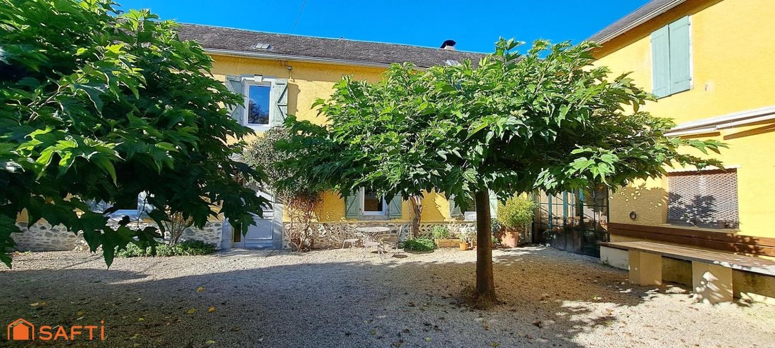 House in Eysus, Nouvelle-Aquitaine, France 3 - 17563442