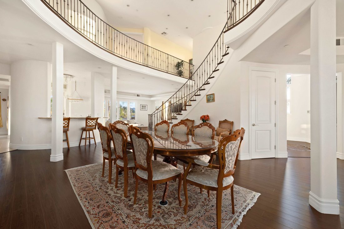 Estate in Los Angeles, California, United States 3 - 17563129