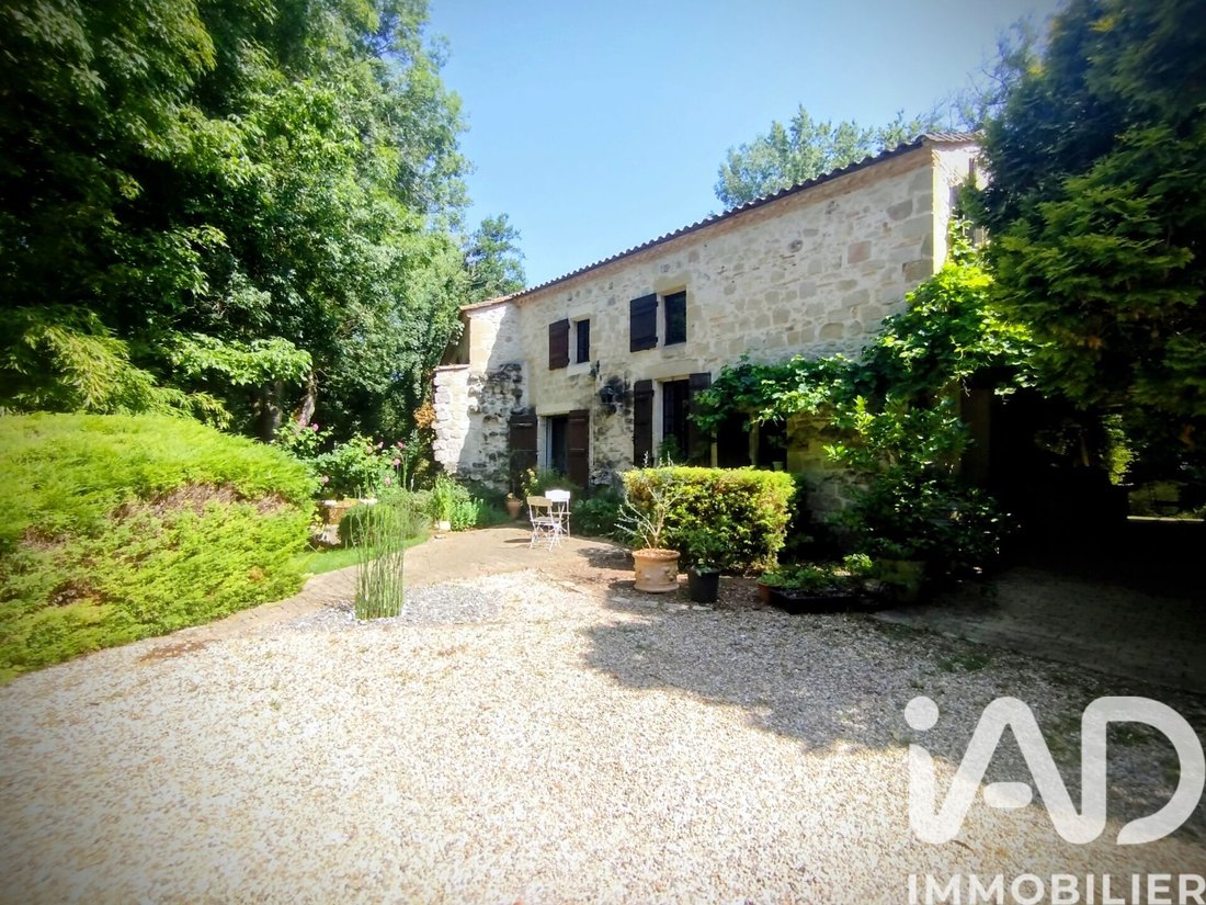 House in Grateloup-Saint-Gayrand, Nouvelle-Aquitaine, France 2 - 15876693