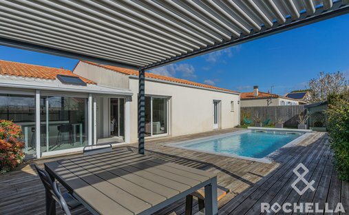 Haus in Perigny, Neu-Aquitanien, Frankreich 1
