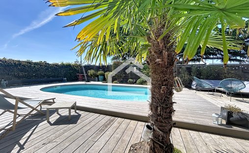 House in Le Lac-Bacalan, Bordeaux, France 1