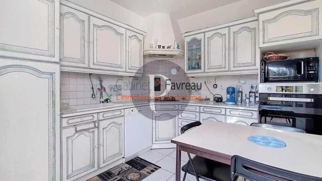 House in Centre Ville Est, Ivry-sur-Seine, France 2 - 17562724