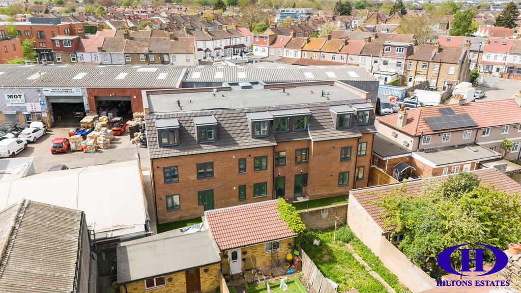 Apartment in Norwood Green, Ealing, England 4 - 17564047