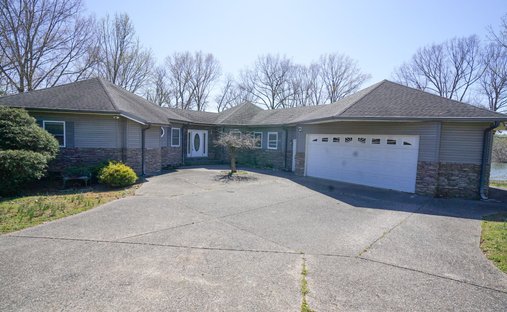 House in Bumpus Mills, Tennessee, United States 1