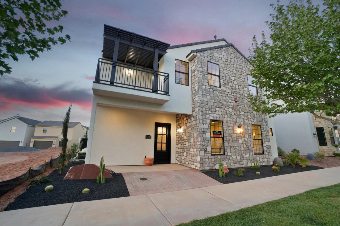House in Hurricane, Utah, United States 1 - 17562014