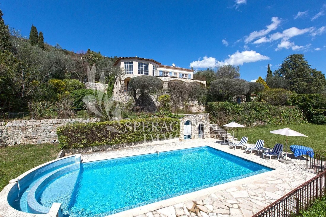 Villa in Spéracèdes, Provence-Alpes-Côte d'Azur, France 1 - 12486362
