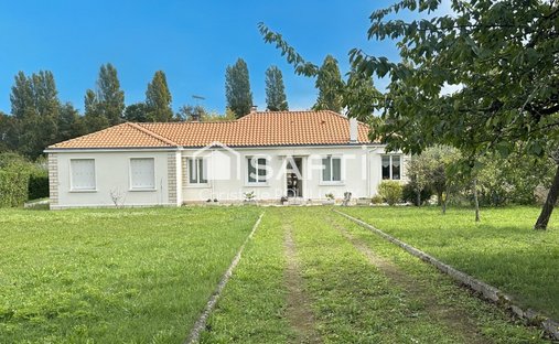 House in Niort, Nouvelle-Aquitaine, France 1