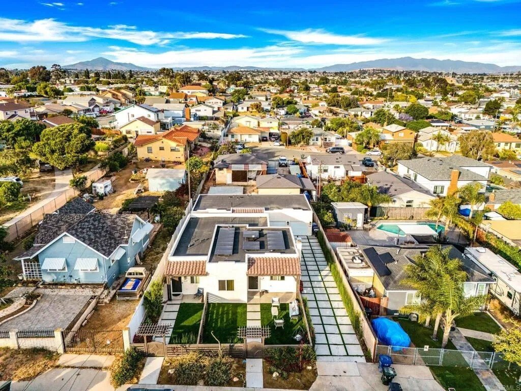 Chula Vista, California, United States 3 - 17563909
