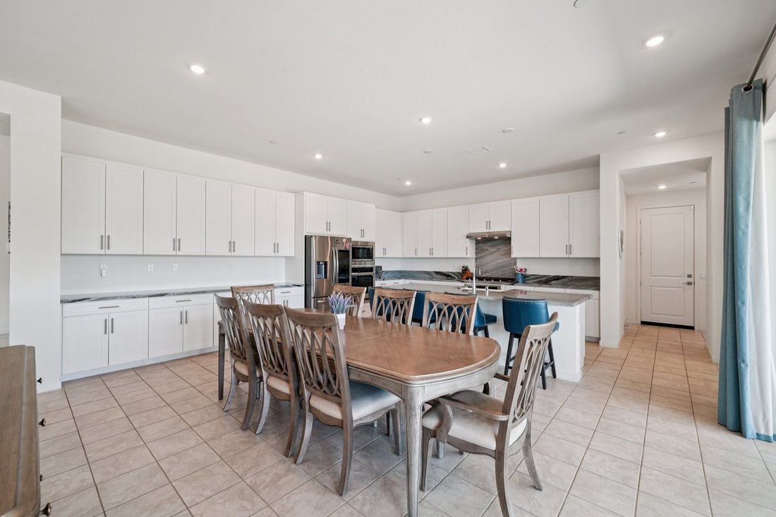 House in Fontana, California, United States 5 - 17564202