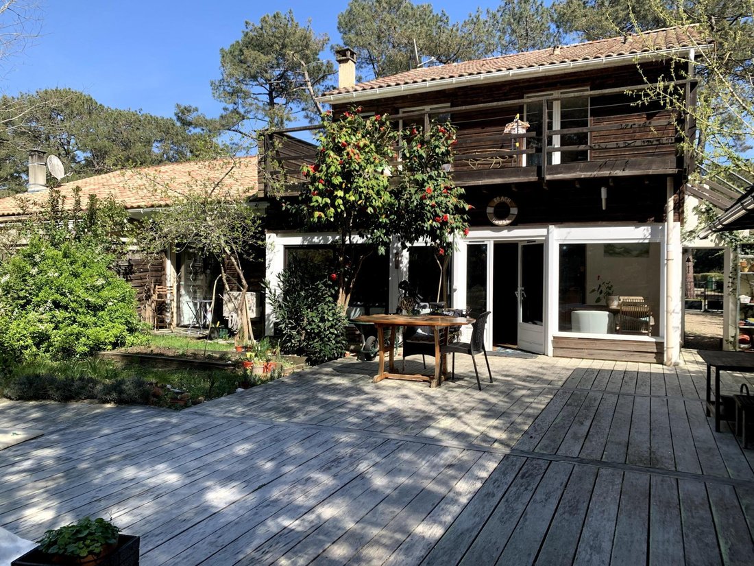 Lacanau, Nouvelle-Aquitaine, France 1 - 17563408