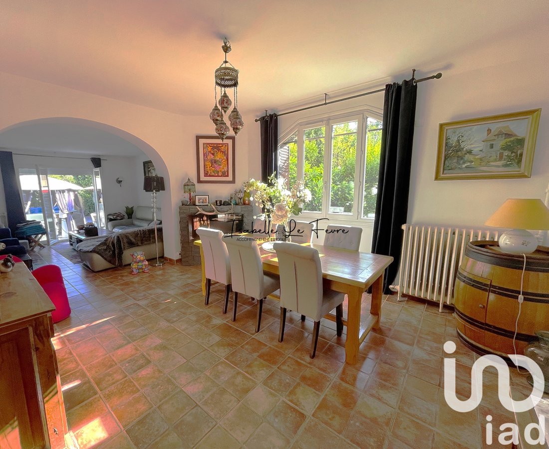 House in Centre Ville, Mennecy, France 4 - 16080692