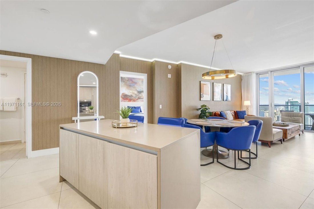 Condo in Hallandale Beach, Florida, United States 5 - 17288292