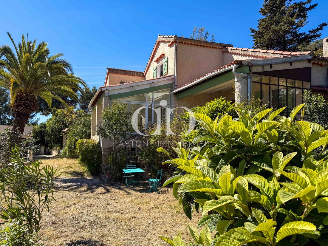 House in La Ciotat, Provence-Alpes-Côte d'Azur, France 4 - 17567338