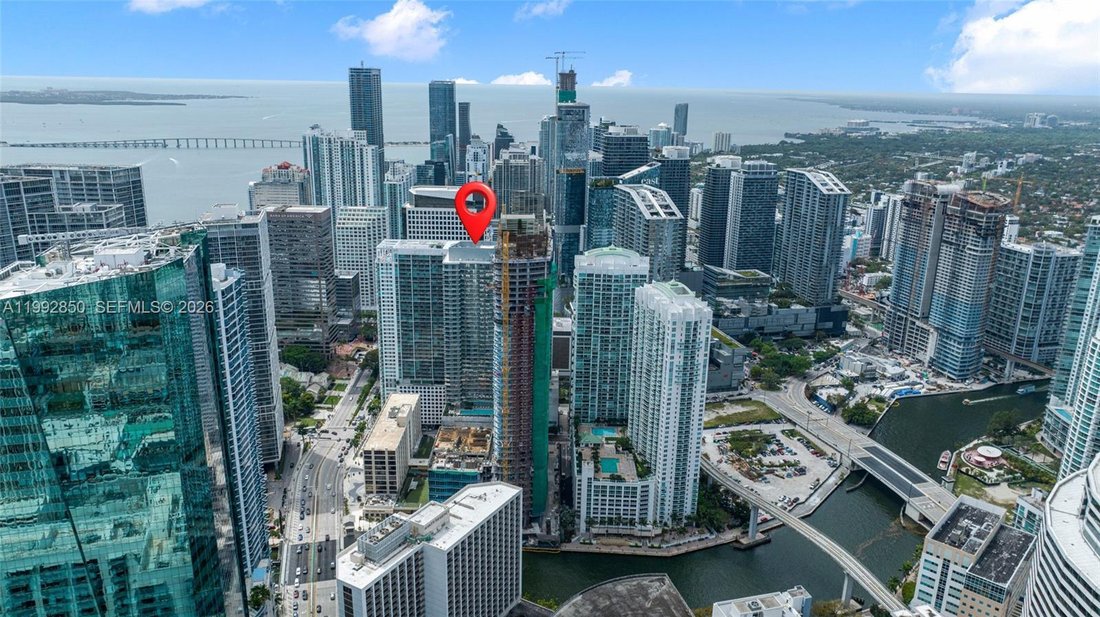 Condo in Miami, Florida, United States 1 - 17552482