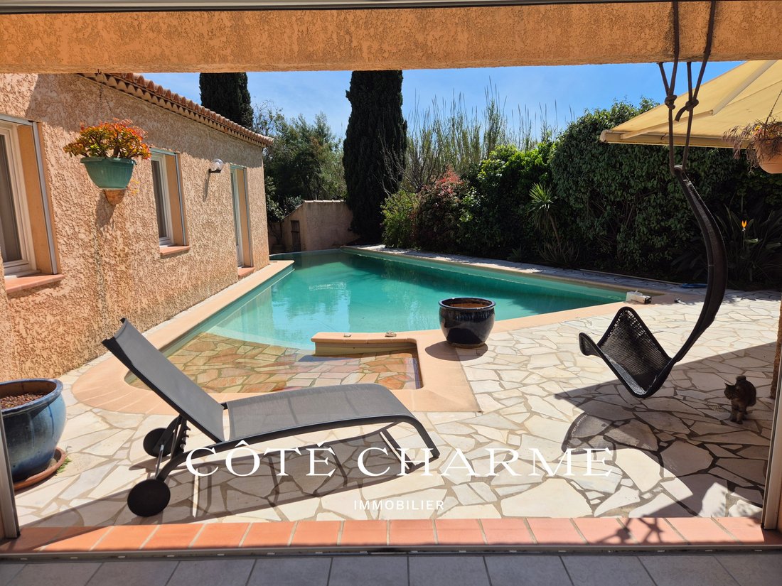 House in La Londe-les-Maures, Provence-Alpes-Côte d'Azur, France 3 - 17562512