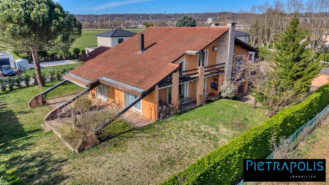 House in Thil, Auvergne-Rhône-Alpes, France 1 - 17570555
