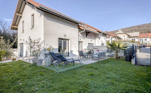 Casa a Brison-Saint-Innocent, Auvergne-Rodano-Alpi, Francia 1