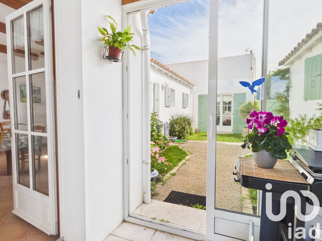 House in Ars-en-Ré, Nouvelle-Aquitaine, France 1 - 16268506