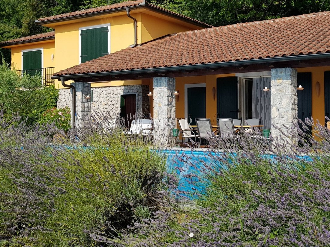 Estate in Grad Opatija, Primorje-Gorski Kotar County, Croatia 4 - 15479519