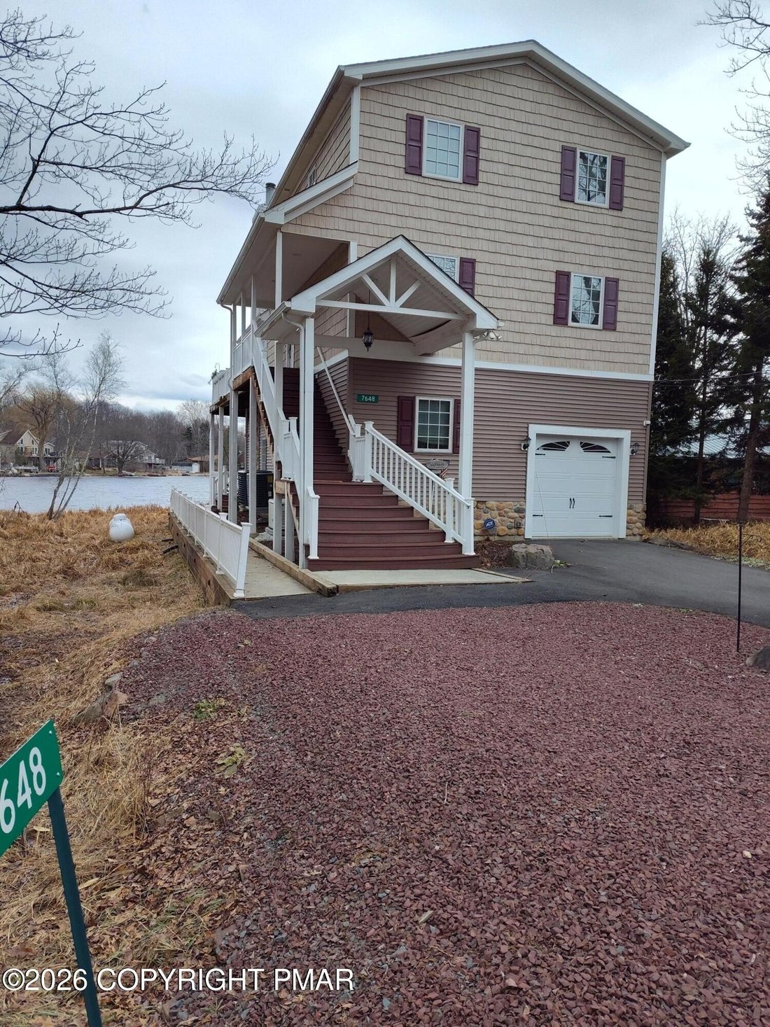 House in Arrowhead Lake, Pennsylvania, United States 2 - 17565326
