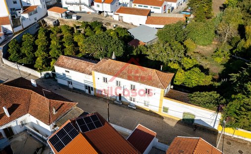House in Enxara do Bispo, Gradil e Vila Franca do Rosario, Lisbon, Portugal 1