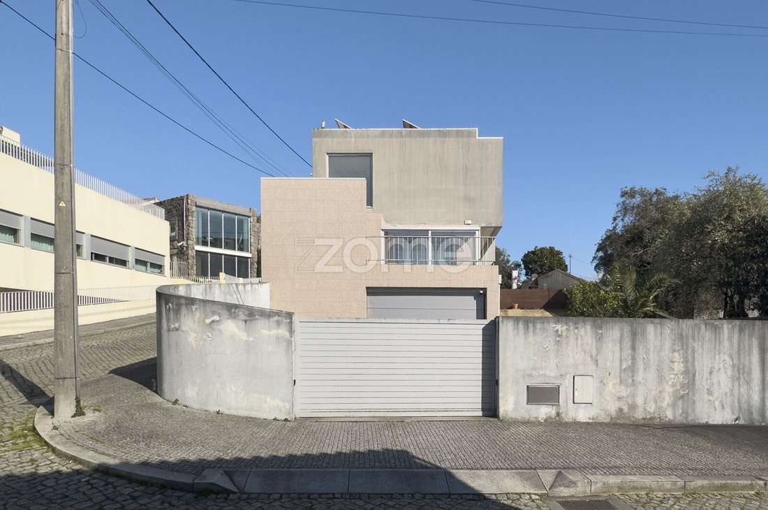 House in Pedroucos, Porto District, Portugal 2 - 17566267
