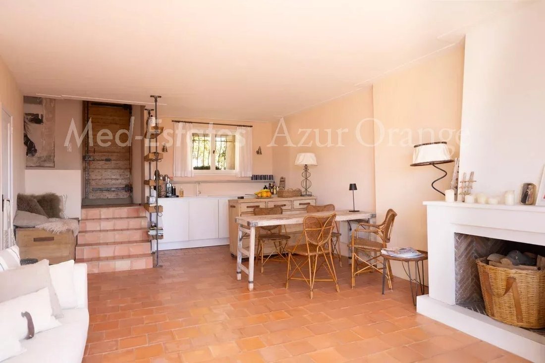 Maison à Grimaud, Provence-Alpes-Côte d'Azur, France 3 - 17569349
