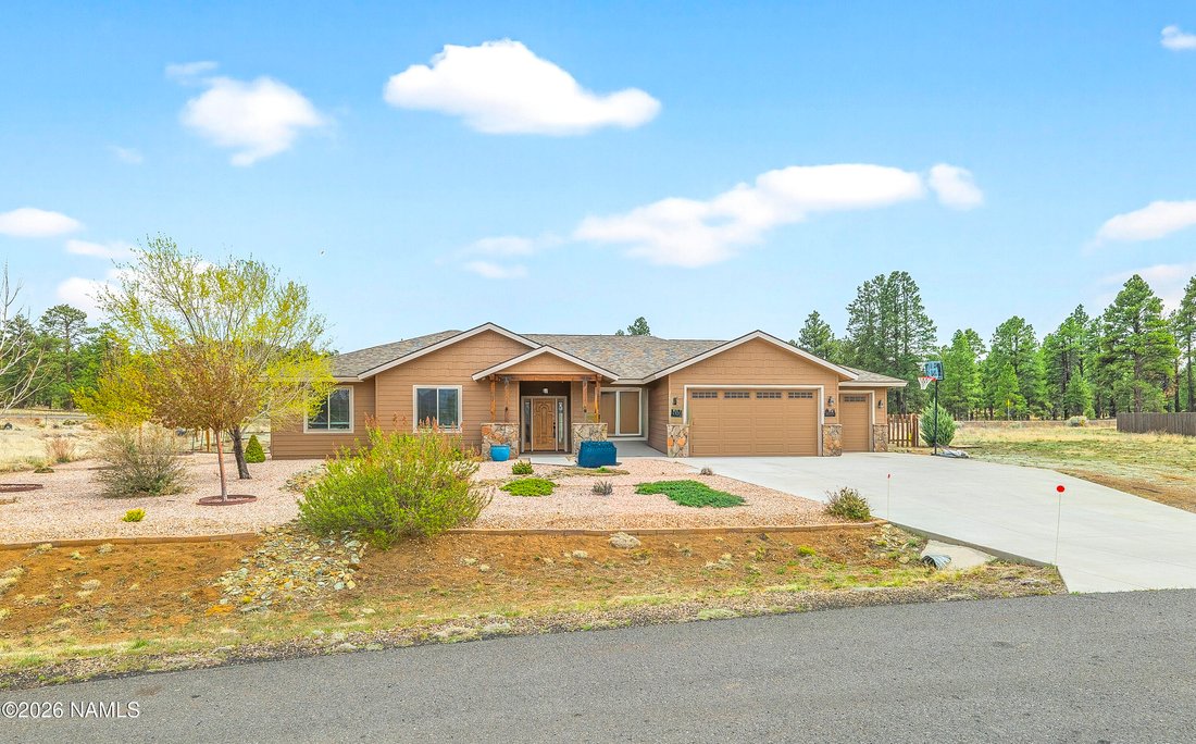 House in Flagstaff, Arizona, United States 1 - 17564012