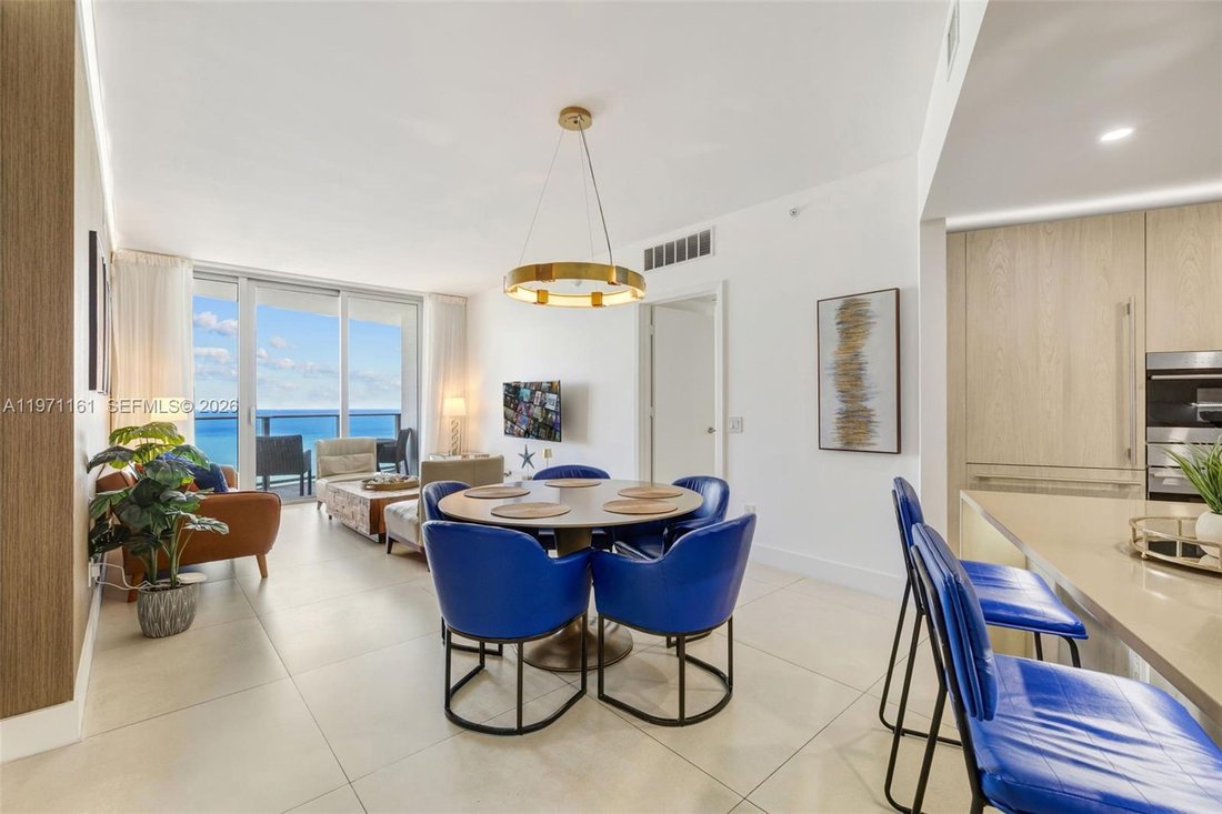 Condo in Hallandale Beach, Florida, United States 2 - 17288292