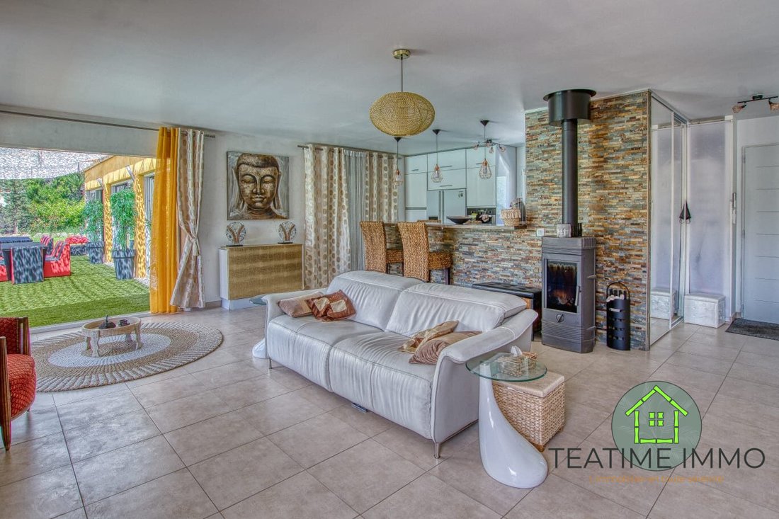 Villa in Solliès-Ville, Provence-Alpes-Côte d'Azur, France 5 - 17561842