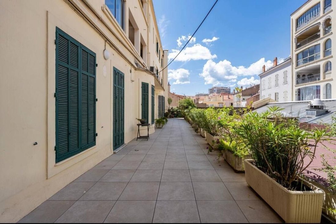 Apartment in Cannes, Provence-Alpes-Côte d'Azur, France 2 - 17562439