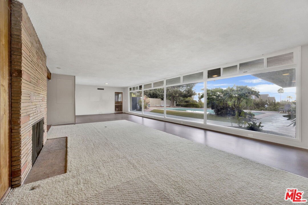 House in Los Angeles, California, United States 3 - 16271111