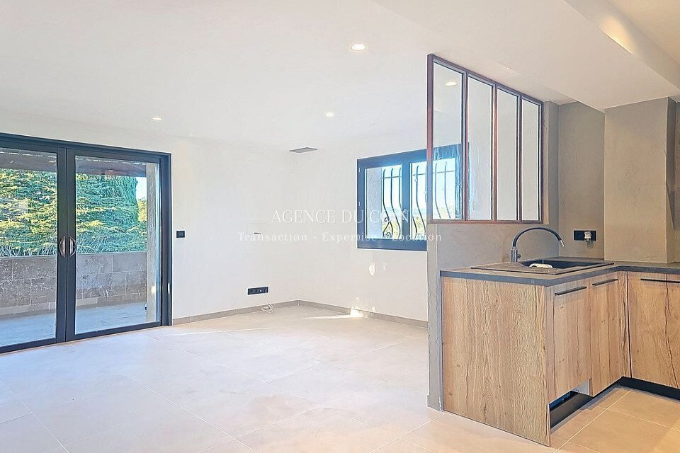 Villa in Trans-en-Provence, Provence-Alpes-Côte d'Azur, France 2 - 17564178