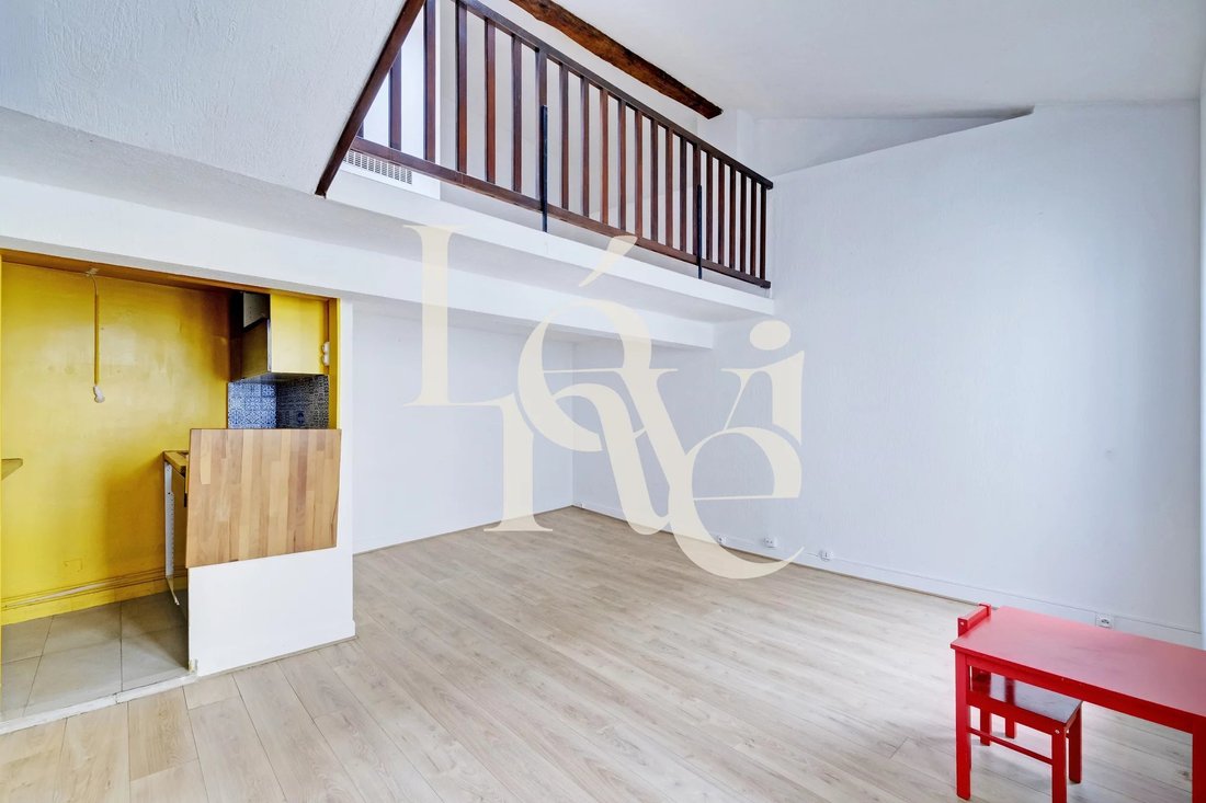 Apartment in Saint Victor, Paris 5e Arrondissement, Paris 2 - 17543684