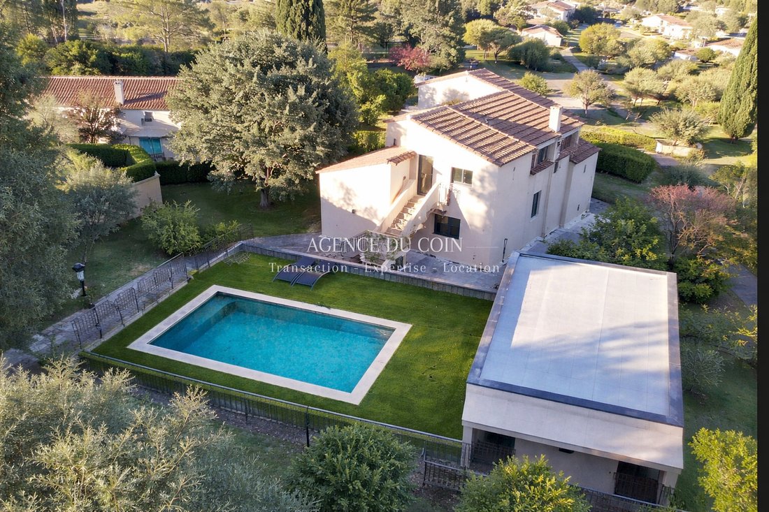 Villa in Trans-en-Provence, Provence-Alpes-Côte d'Azur, France 3 - 17564178