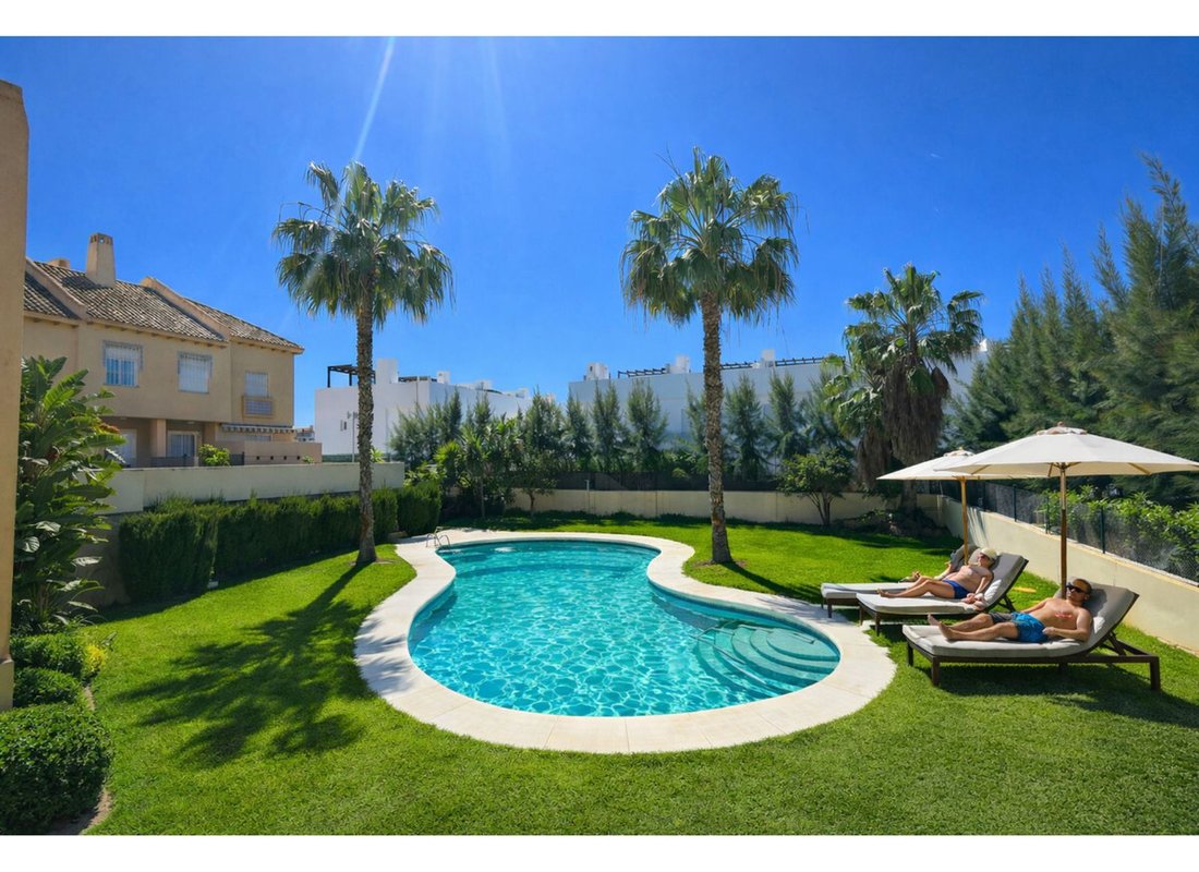 House in Sitio de Calahonda, Mijas, Spain 2 - 17564340