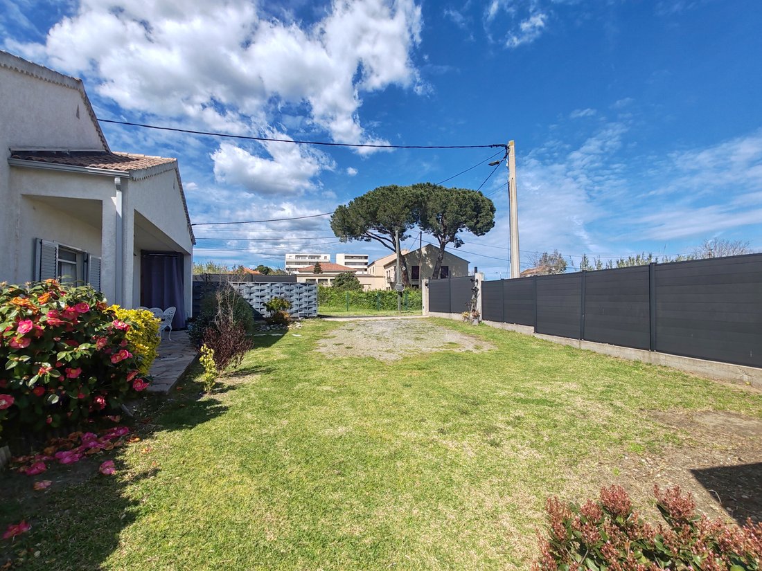 Villa in Est, Borgo, France 3 - 17564365