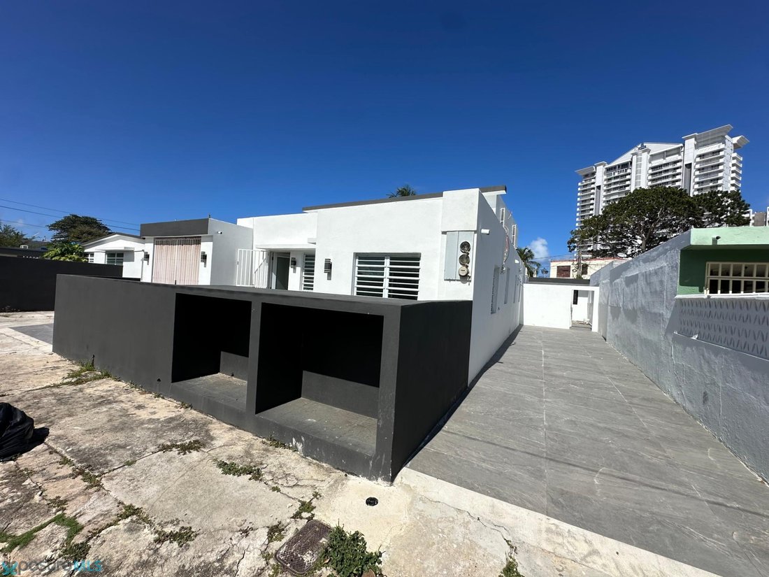 House in Carolina, Carolina, Puerto Rico 2 - 17564184