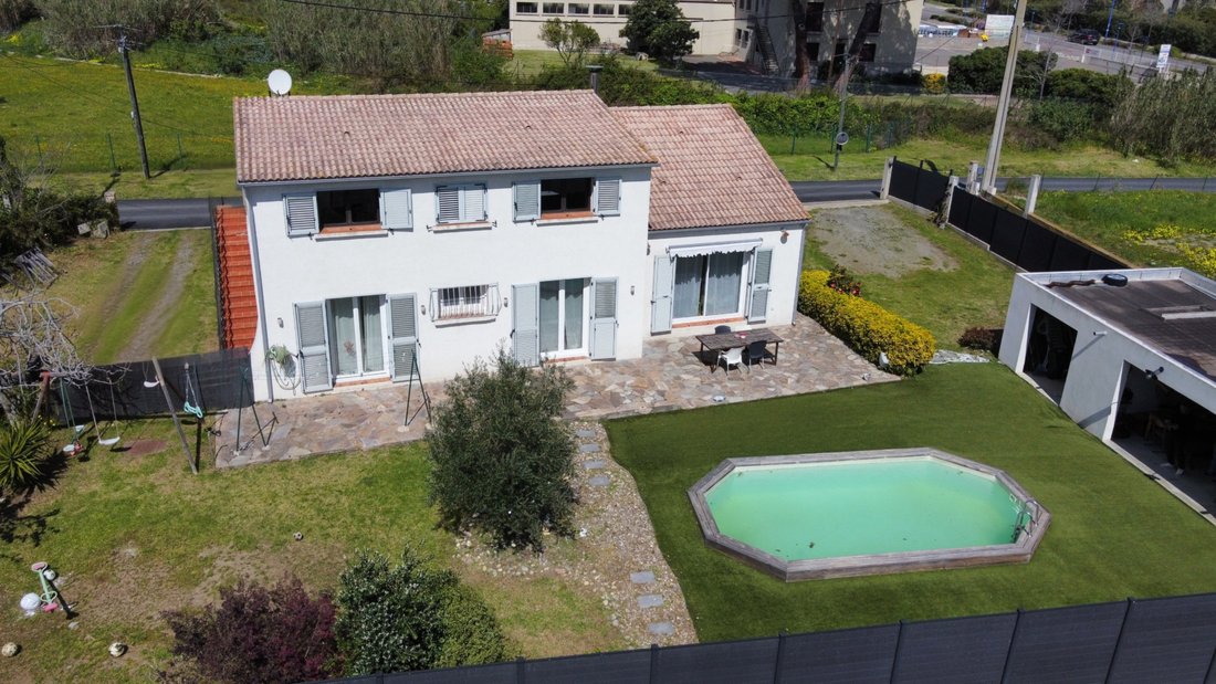 Villa in Est, Borgo, France 5 - 17564365