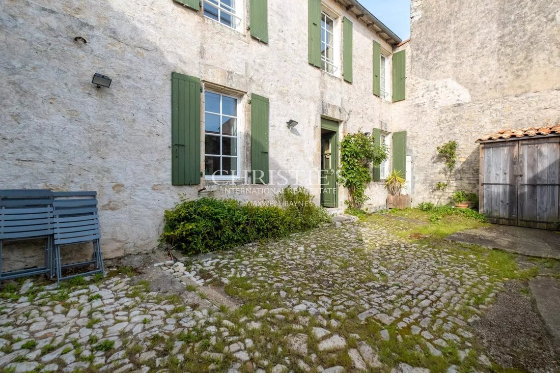 House in Sainte-Marie-de-Ré, Nouvelle-Aquitaine, France 3 - 17566151